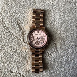 MICHAEL KORS rose gold watch